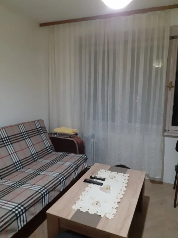 Prodajem garsonjeru u Beranama