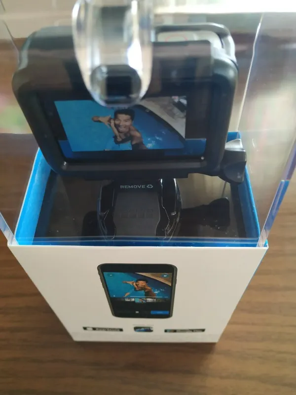 Prodajem novu GoPro hero white7 kameru