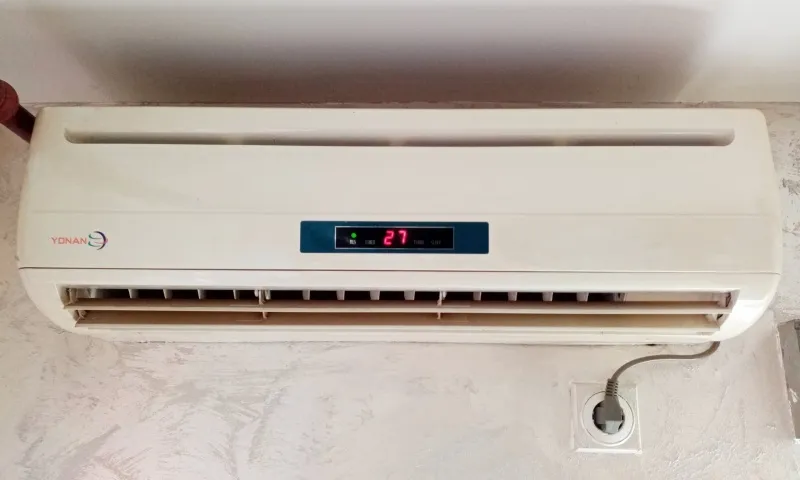 Klima Yonan 9-ka, model KFR-25GW/c