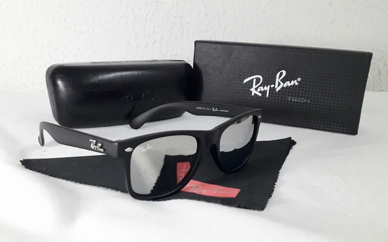 ray ban wayfarer sa pravim polarizovanim staklom