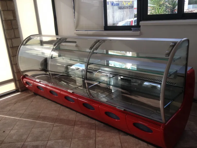 Vitrine (topla i hladna)