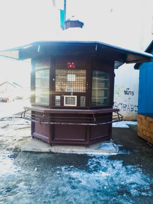 Izdaje se trafika (kiosk) u Pljevljima preko puta Milet bašte