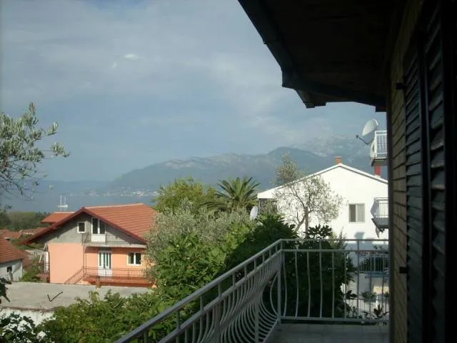 Kuca u Crnoj Gori, grad Tivat