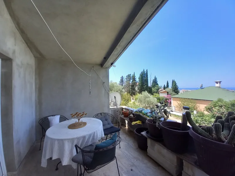 Namješten trosoban stan - 110 m² - Bar - Marovići