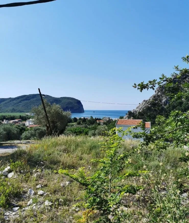 Prodaje se plac 1696m2 u Buljarici