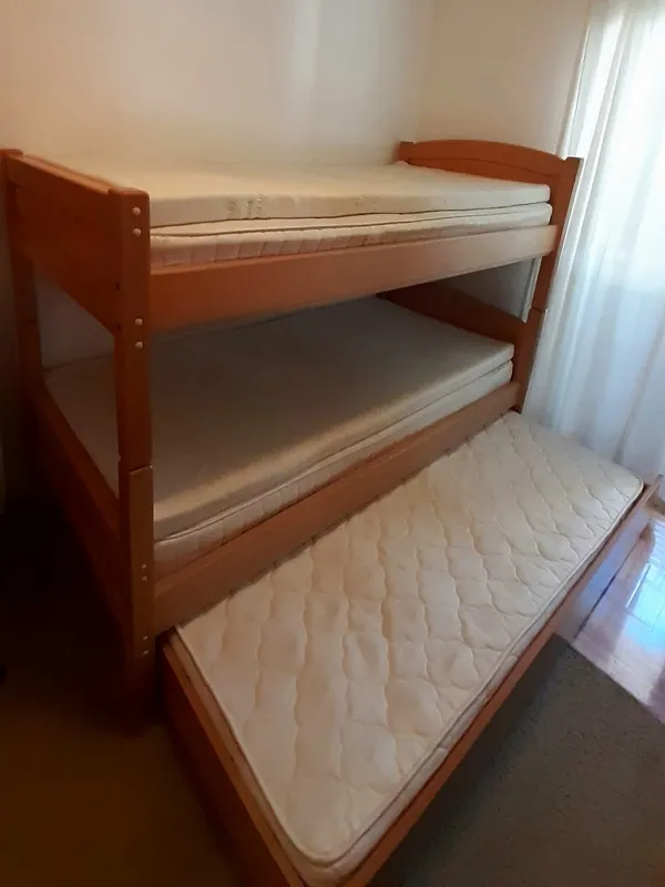 Kreveti na sprat sa fiokom + 3 duseka