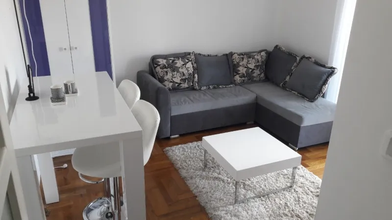 Garsonjera na Zabjelu