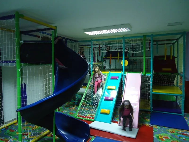 OPREMANJE I IZRADA igraonica