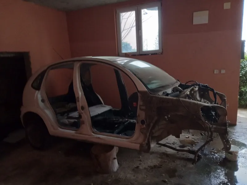 SKOLJKA.   ZA.  CITROEN.   C3 