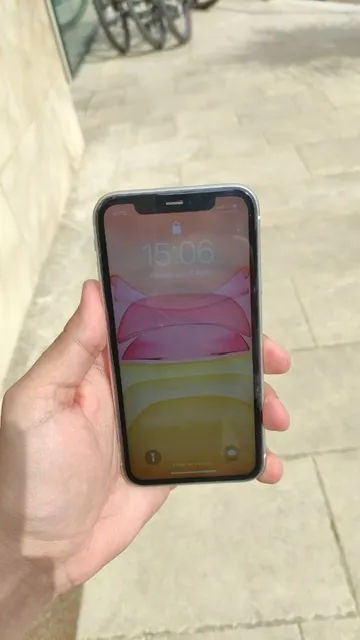 Prodajem Apple Iphone 11