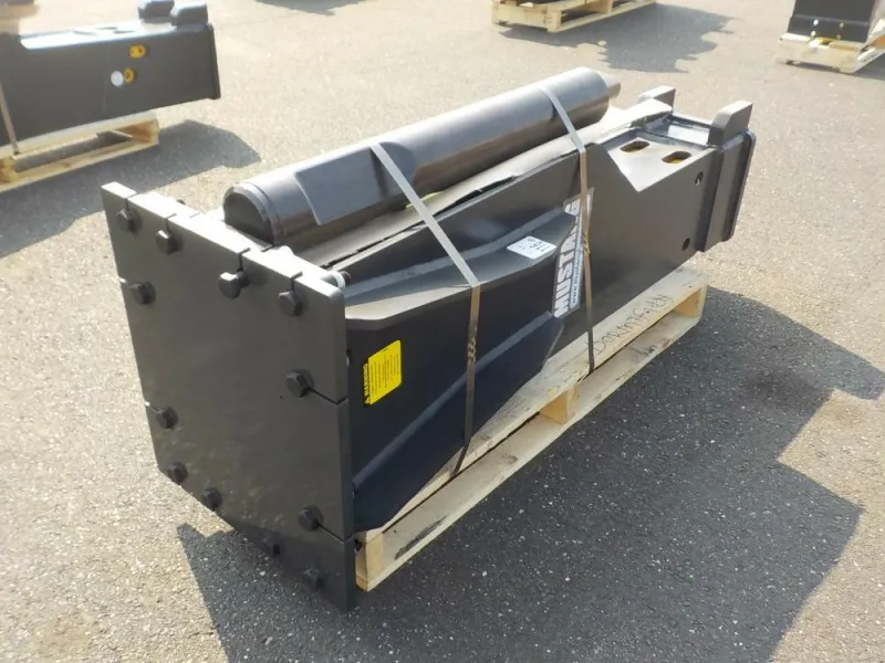 Novi čekič MUSTANG HM1300 težina 1.100kg