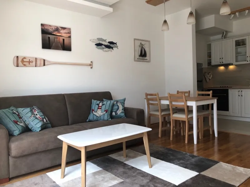 Izdajem nov ekskluzivan apartman u Dobroti