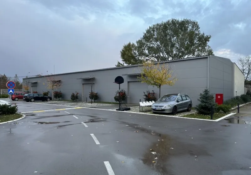 Izdajem magacin u Rakovici od 180m2 i 210m2 