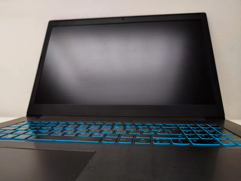 Gaming Laptop - Lenovo Ideapad 81LL