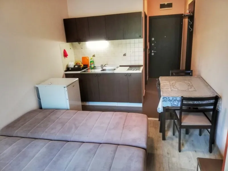 Prodaje se garsonjera u centru Budve, 150 m od mora