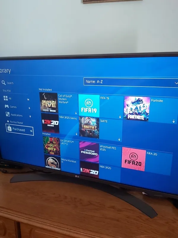 Prodaja PlayStation 4 Slim