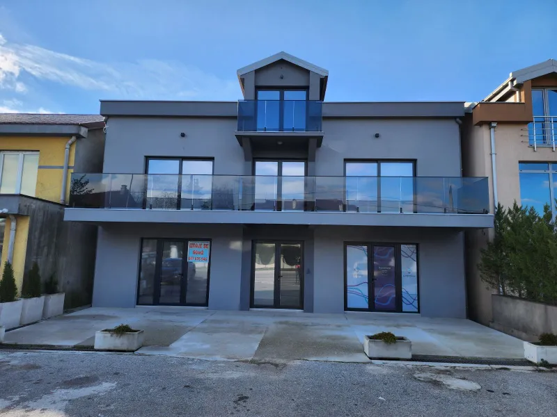 Izdajem poslovni prostor 60m2-Niksic
