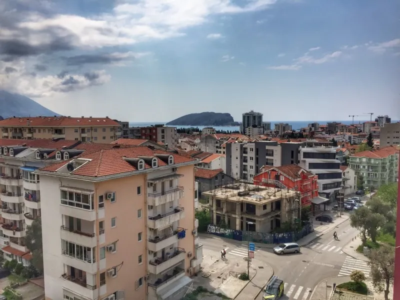 Hitna prodaja! Novi jednosoban stan u Budvi.