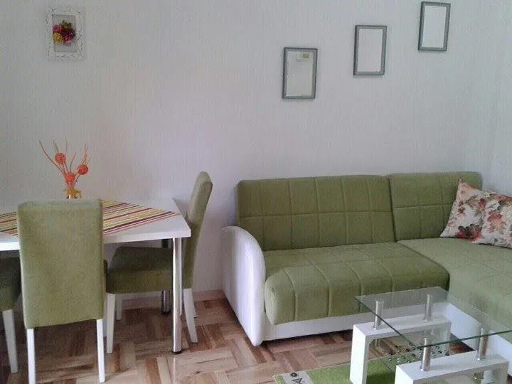 IZDAVANJE, JEDNOSOBAN NAMJESTEN NOVA DALMATINSKA