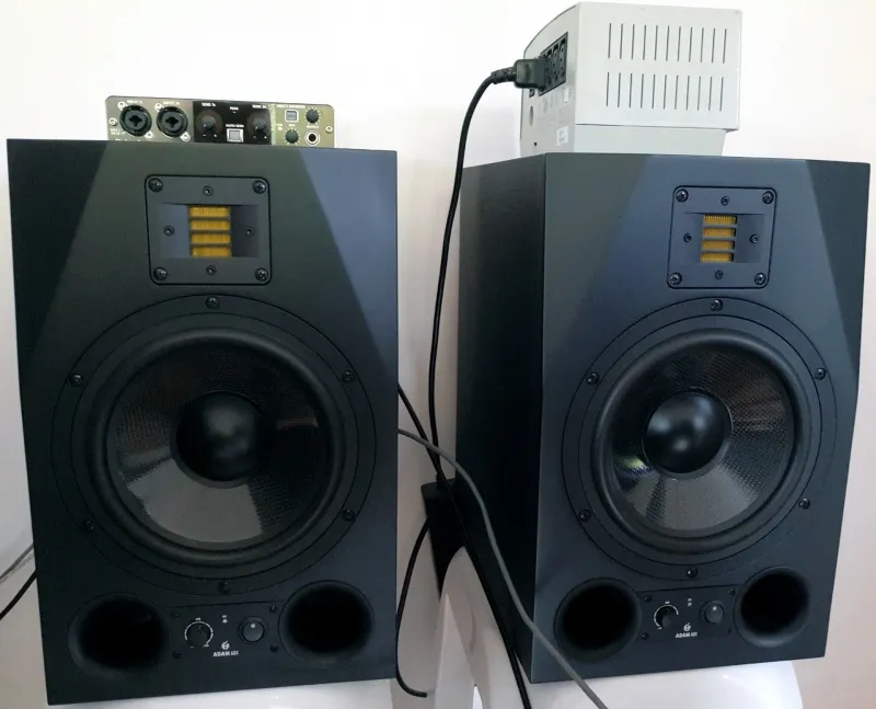 Adam A8X active speakers + Roland UA-55 Quad Capture USB soundcard + Line-R 1200
