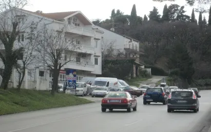 Prodajem plac Herceg Novi