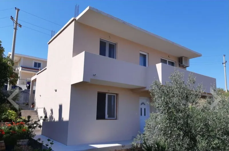 Kuca u Radovicima-Tivat