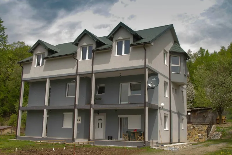 Provedite novu godinu  prekrasnom apartmanu samo 5 min od centra grada