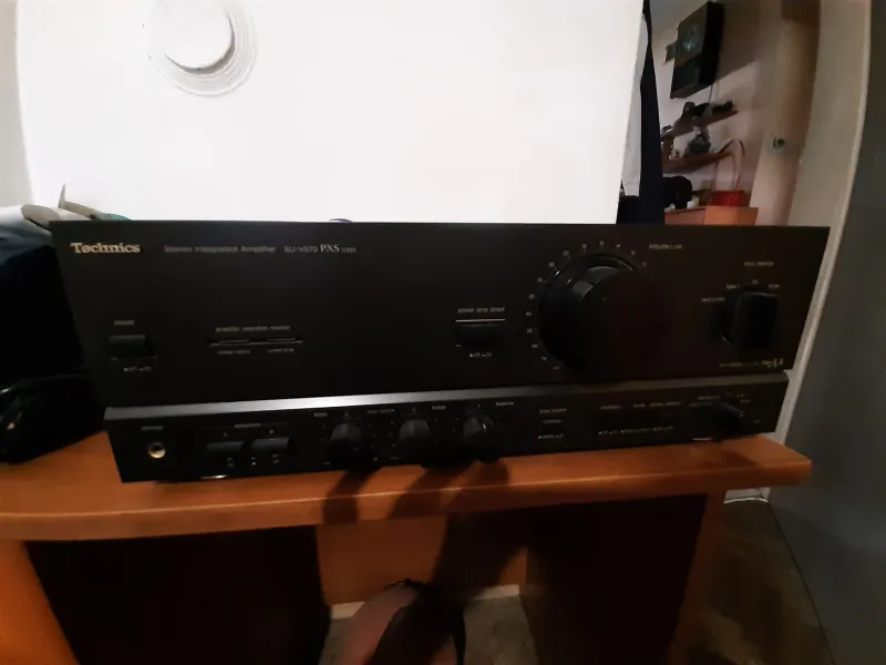 Prodajem pojačalo Technics