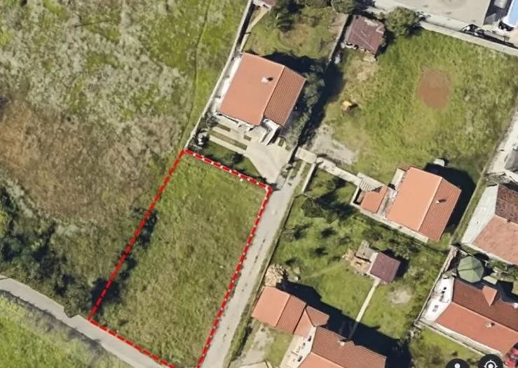Prodajem plac 595m2 Podgorica-Dajbabe