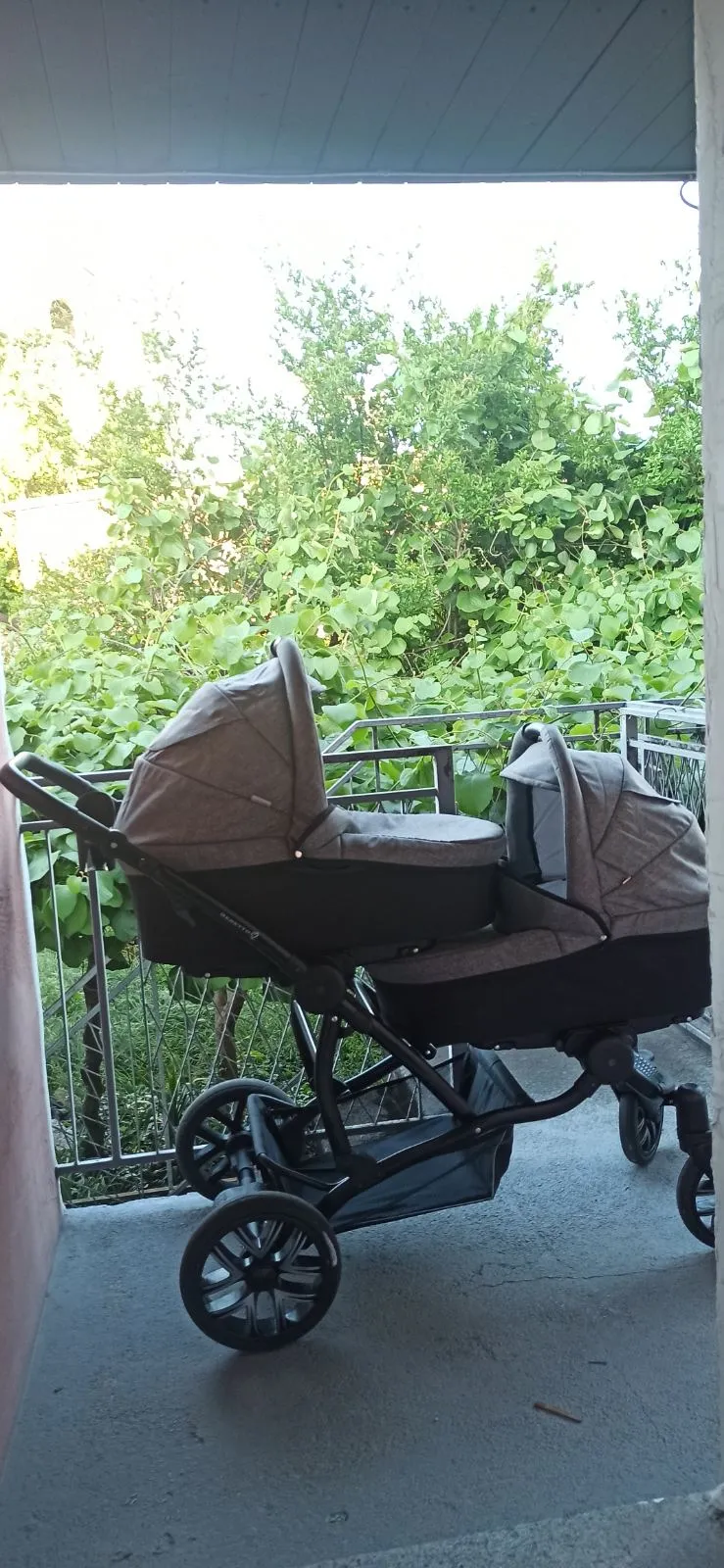 Prodajem nova Bebetto kolica za blizance