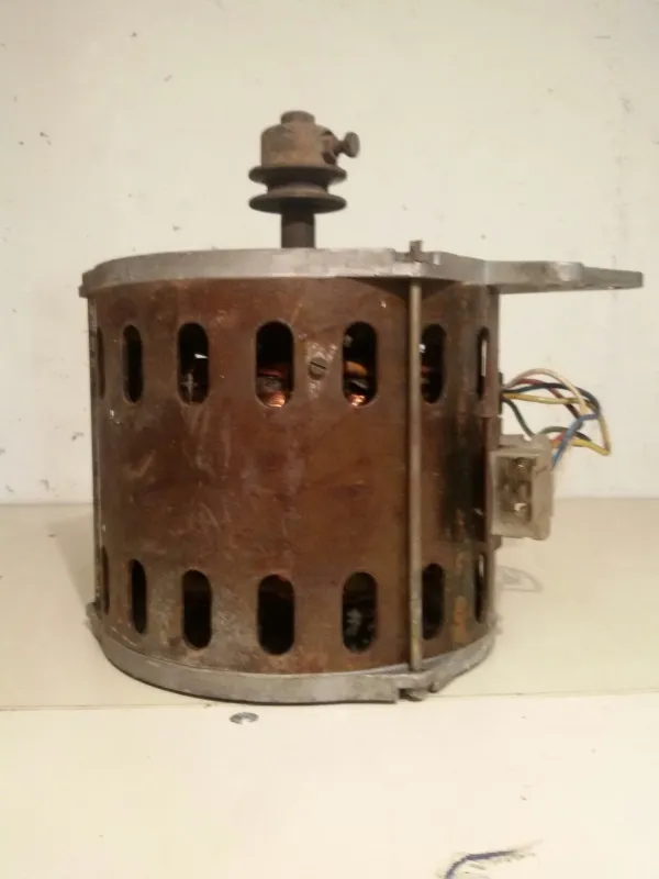 prodajem motor vešmašine