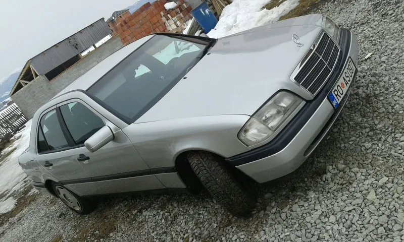 Mercedes Benz c220 