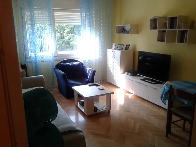 Prodajem stan u Podgorici