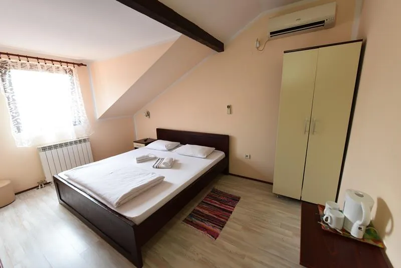 Kratkoročno izdavanje soba i apartmana u Novom Sadu