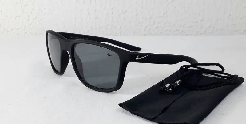 NIKE naocare sa pravim staklom