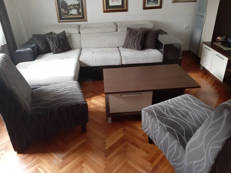 Garnitura za dnevnu sobu
