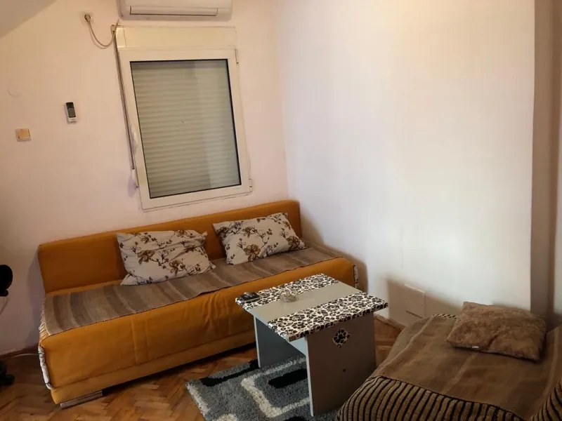 Jednosoban stan preko cijele godine