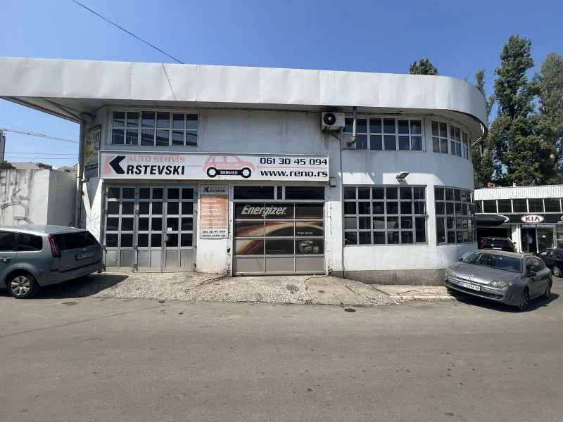 Izdajem visenamenski magacin na Banovom Brdu 210m2-Beograd