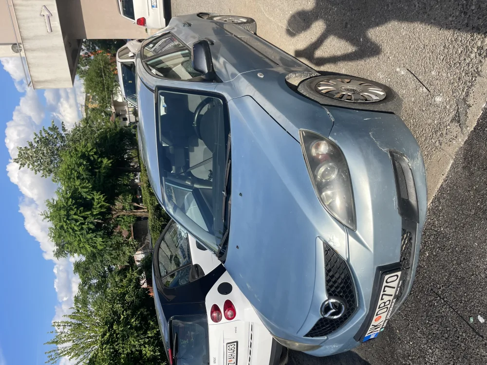 Mazda 3 2007 hitno