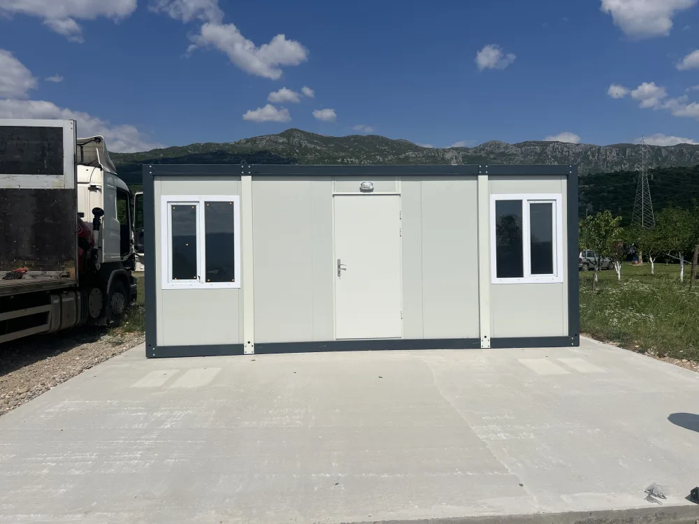 Stambeni kontejner  7x3//6x3//6x2.4//3x2.5//2.5x1.5
